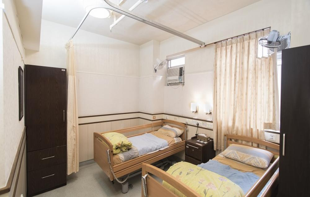 香港聖公會恩慈長者之家的雙人房床位